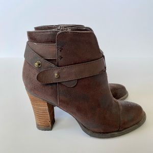 Crown Vintage Brown Ankle Boots